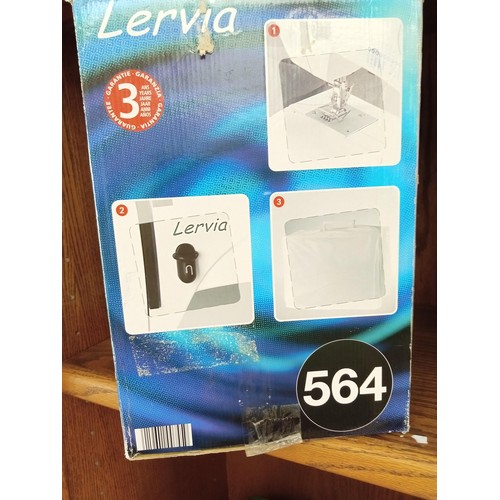 100 - Lervia 564 sewing machine