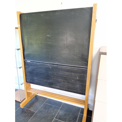 177 - School blackboard