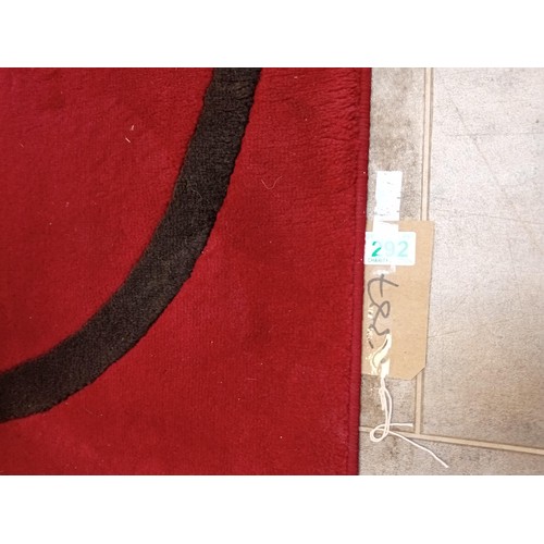 292 - modern rug