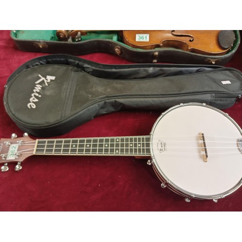 362 - Kmise ukelele banjo