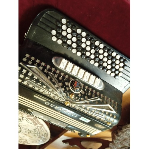 368 - guerrini special button accordian