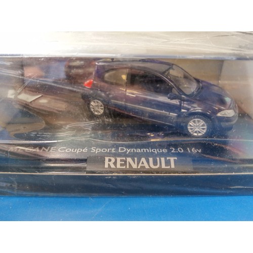 439 - Renault Meganne Sport Jaguar E Type & Penny Farthing Model