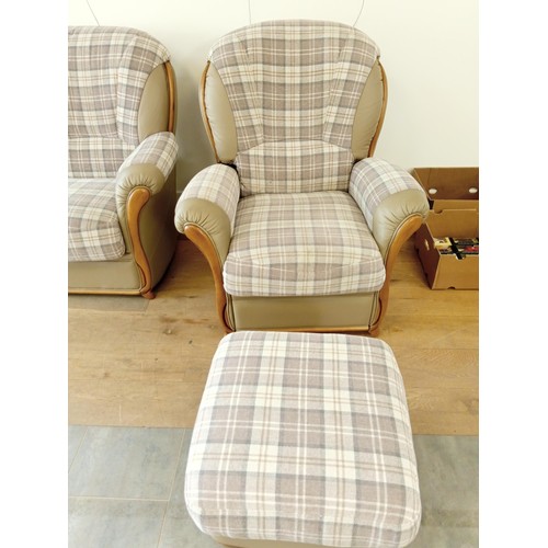 315 - Call Salotti Italy 3 Piece Suite Sofa plus 2 Electric reclining chairs and footstool lovely conditio... 