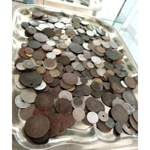 125 - Large of selection of collectable coins