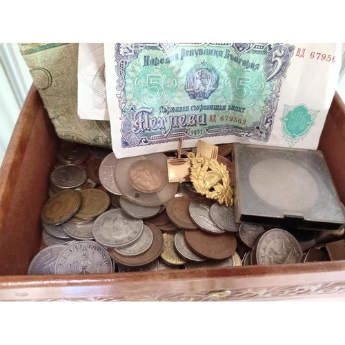 135 - Small box with coins and notes