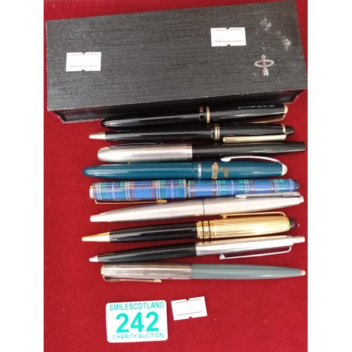 242 - Selection of collectable pens