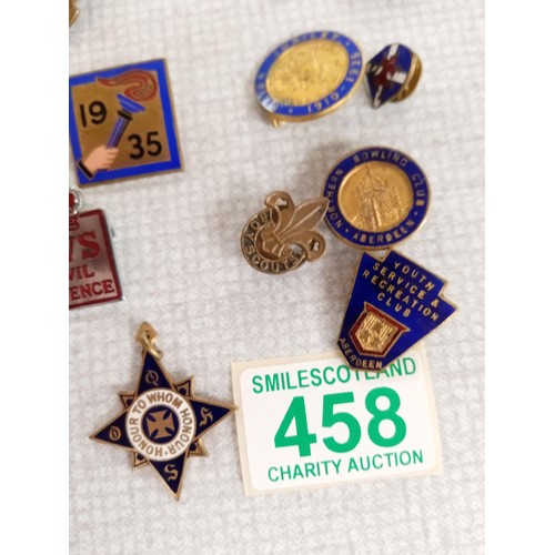 458 - Selection of vintage badges mainly enamel