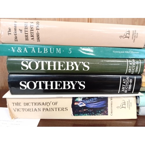 89 - Art: Catalogue's and reference books, including; Sotherby's, Christies and Antique Collectors' Club ... 