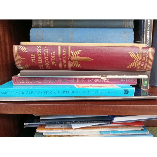 99 - Miscellaneous books including:
