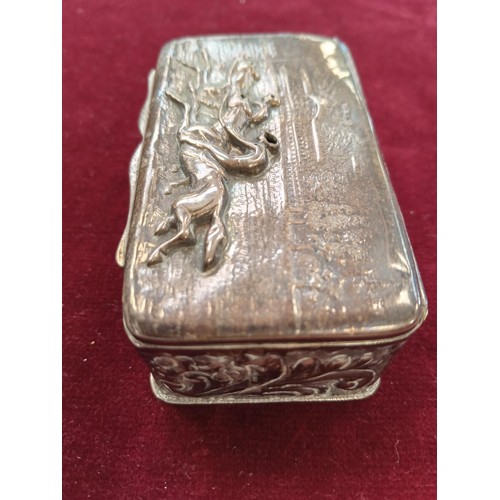 118 - Sterling Silver snuff / box Birmingham 1894 maker George Nathan & Ridley Hayes  weight 85g worn top ... 