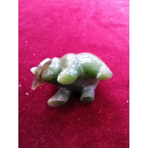 129 - Nephrite jade bear with Salmon