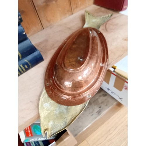 234 - Copper hand hammered lidded fish dish