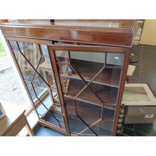 275 - China cabinet