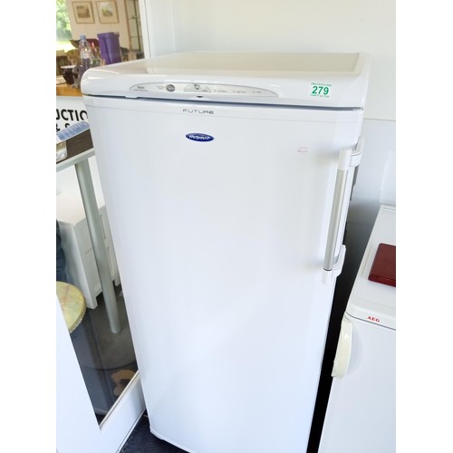 279 - Hotpoint future 6 drawer freezer, needs new plug