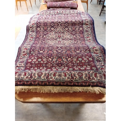 301 - ethnic rug wool 205x128 cm