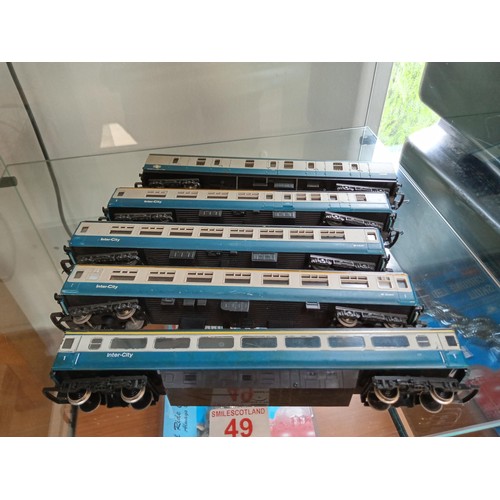 49 - Hornby 5 x intercity railway carriages