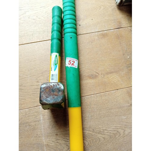 52 - Large and small sledge hammer