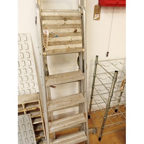 54 - 2 aluminium step ladders