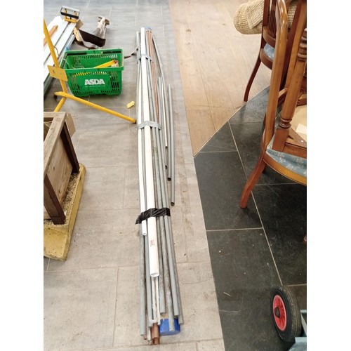 300 - Selection of copper, plastic and stainless steel piping