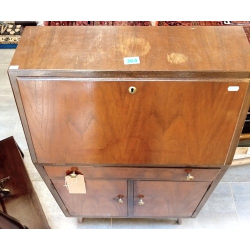 364 - Small vintage bureau, ideal for upcycle