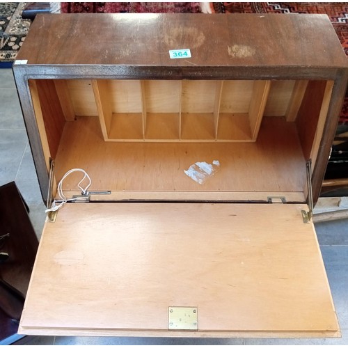 364 - Small vintage bureau, ideal for upcycle