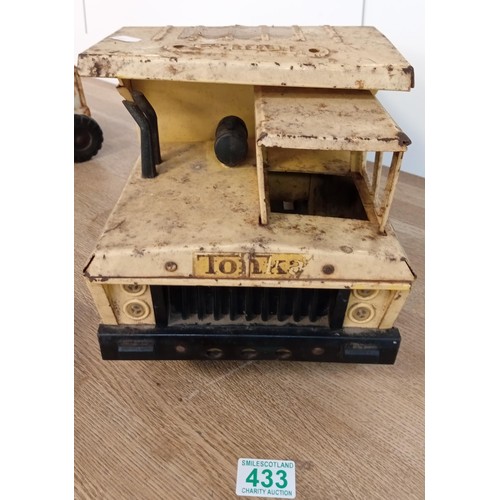 433 - 1960's Tonka dumper truck