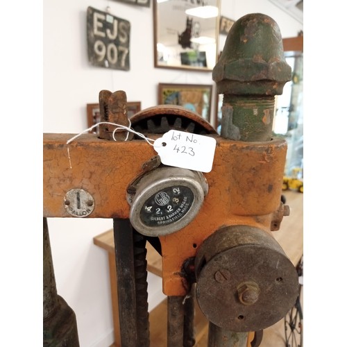 423 - Rare 'Self-measuring' petrol pump, antique, hand-crank from a local estate. In great original condit... 