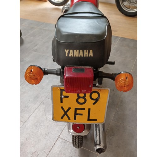 466 - 1989 Yamaha YB 100cc  (97cc) Motorcycle / motorbike Speedometer  says 21820... Log book present.
10%... 