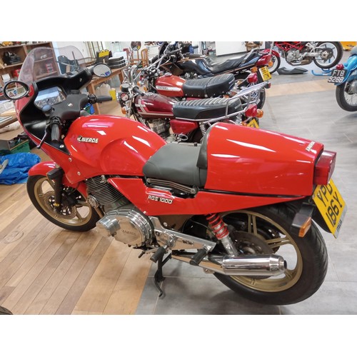 490 - Laverda RGS1000 motorcycle / motorbike Y plate rare motorcycle with pavilion seat.
10% premium on th... 