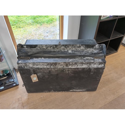 535 - Vintage removable car trunk