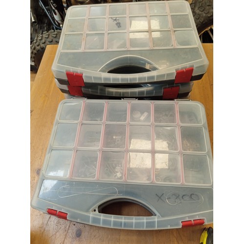 596 - 5 x case organisers with contents