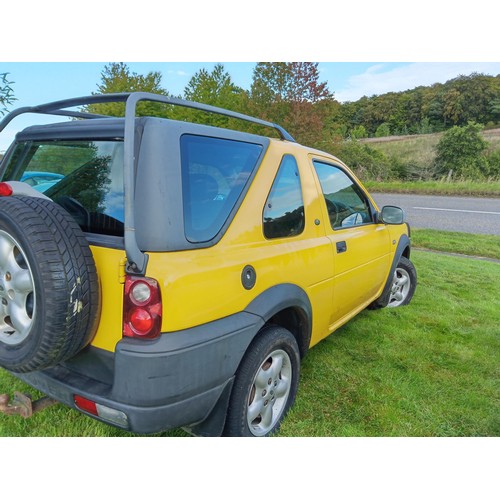 420 - Land Rover Freelander Kalahari manual motorcar limited edition yellow, 03 plate.
10% premium on this... 