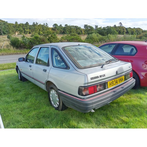 606 - Ford Sierra LX 1800 automatic motorcar original condition 55000 miles automatic silver.
10% premium ... 