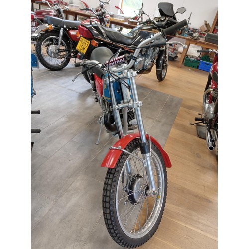 443B - Bultaco 350 Alpina motorcycle / motorbike new steel fuel tank, NOS, new shocks & cables, new tyres, ... 