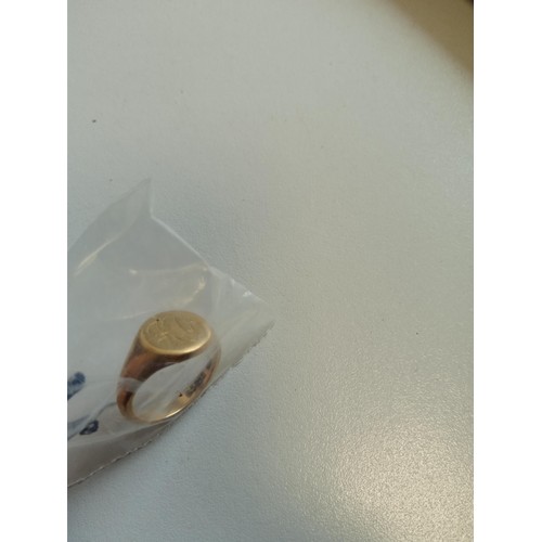 94 - 9 carat gold mens signature ring 9.8g approx