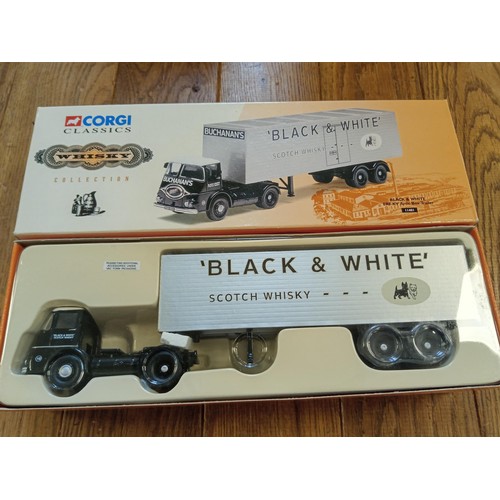 110 - Corgi Classics Whisky Collection 11401 Black & White ERF KV Arctic Box Trailer scale 1:50