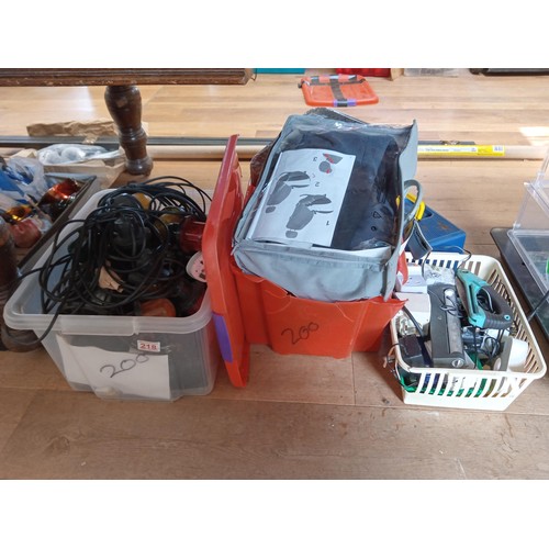 218 - Selection of tools and electrical equipment