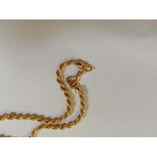 38 - Weighing approx 47g Yellow metal chain marked 585 (14 carat) etc