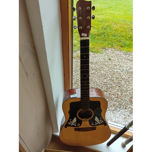 179 - Vintage acoustic guitar, a/f