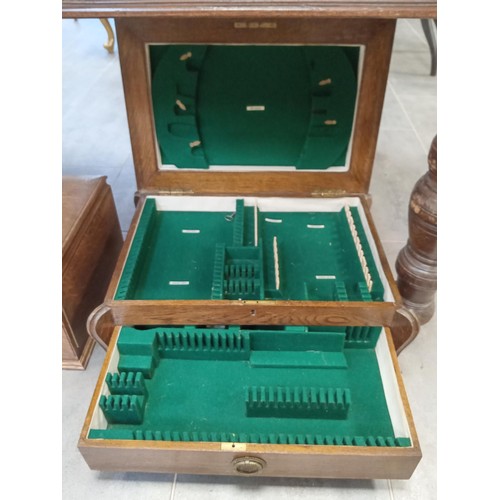 288 - Vintage wooden cutlery canteen case with drawer (empty).