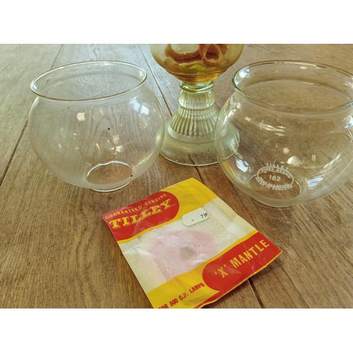 109 - Oil lamp plus tilly lamp spares