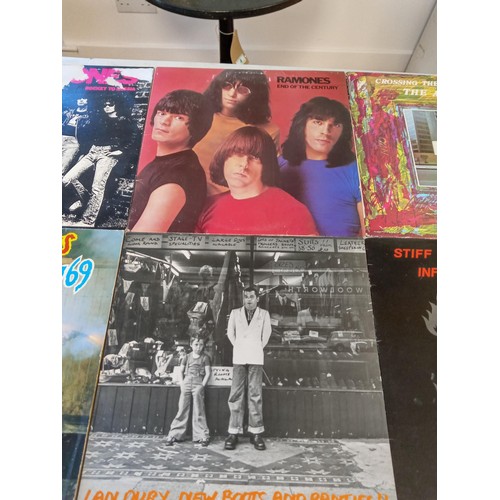 75 - 6 x Vintage pop LP's to include the Ramones, Sham 69, Ian Dury, Stiff Little Fingers & Crossing the ... 