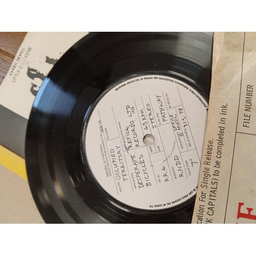 83 - 6 x Punk 45 RPM Records, to include Johnny Moped, Criminal Class and The Desperate Bicycles see phot... 