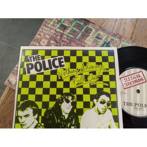 102 - 6 x Punk 45 RPM records, to include The Police,UK Subs (pink Vinyl) , Drongos For Europe, The Straps... 