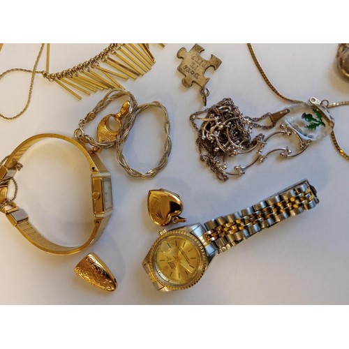 105 - Selection of jewellery & watches from deceased estate unchecked