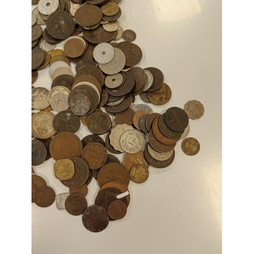 132 - Large selection of collectable coins