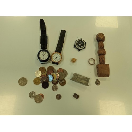 134 - Small selection of watches, coins & jewellery pieces from a house clearance