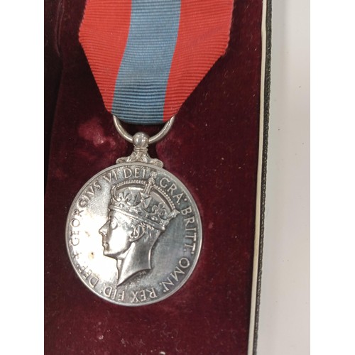 163 - Imperial Service Medal & Eastern Star Jubilee Medal