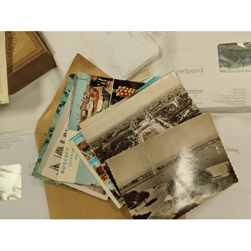 179 - A large selection of vintage postcards from a deceased estate  from all around the world