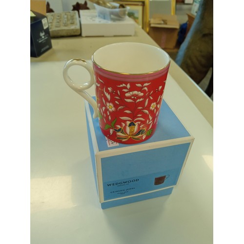 189 - Wedgewood Crimson Jewel small mug in original box